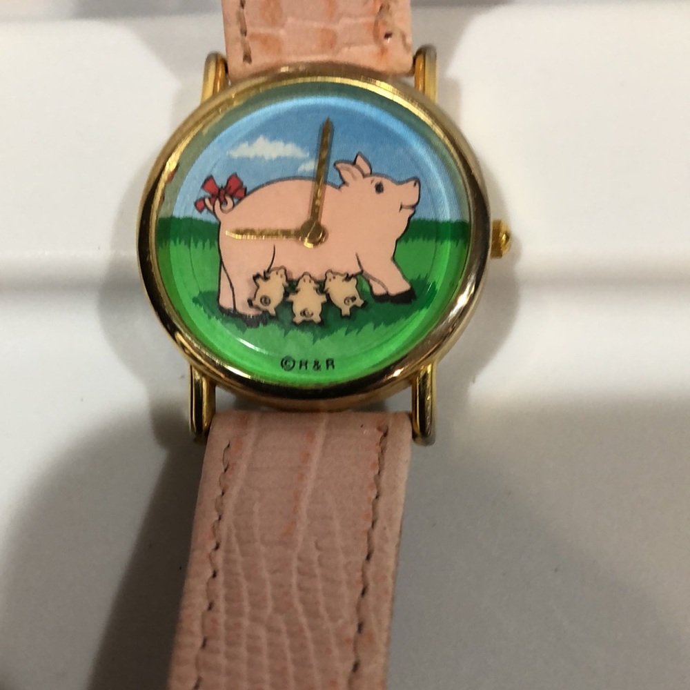 R&R Valdawn Pig and Piglets Watch Women Gold Tone Pink Leather Band New Battery